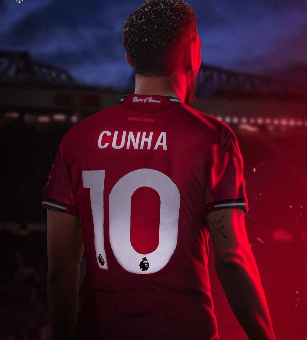 Manchester United chính thức xác nhận rằng Cunha mặc số 10 và đã thông báo cho Rashford!