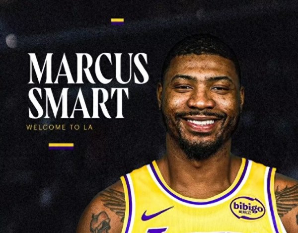 Đội đầu tiên trong lịch sử đội được sinh ra số 36! Lakers đã